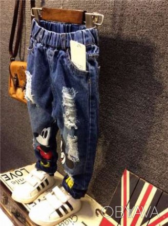 Стильные джинсы С Микки Маусом 
для девочки
отличное качество  

Пояс на рез. . фото 1