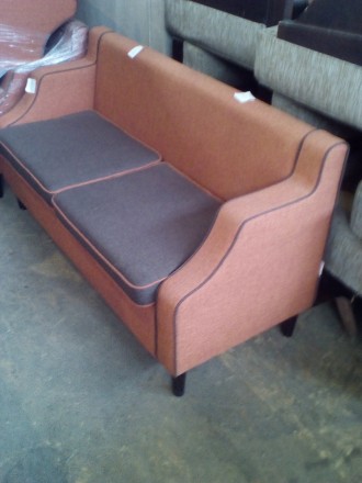Продаеться диван б/у оранжевый для кафе, бара, ресторана со склада б/у мебели и . . фото 3