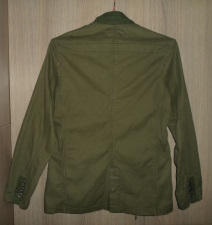 куртка пиджак в хорошем состоянии-мало ношенная-без дефектов
100% коттон
плечи. . фото 3