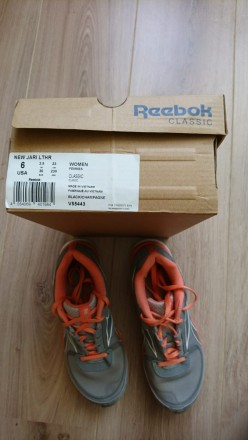 Продам детские кроссовки для бега Reebok Classic.

Размер 36, по стельке - 23 . . фото 6