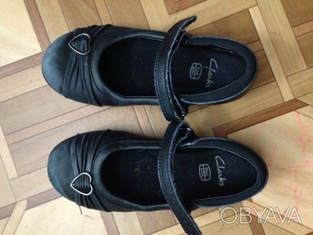 Кожаные туфли, евро размер 9,5, на худенькую ножку.. . фото 1