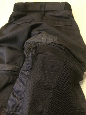 Мотоштаны - шорты (всего 3 варианта длины изделия: 1) штаны, 2) шорты ниже колен. . фото 6