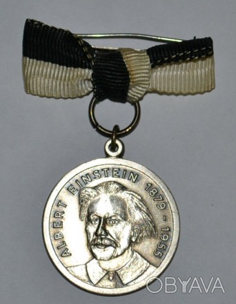 Юбилейная медаль Эйнштейн 1879- 1955,в серебре.. . фото 1