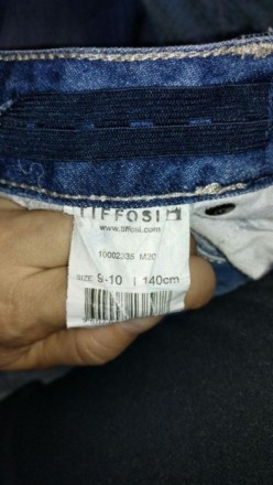 Стильные качественные джинсовые Капри на мальчика 9-10лет,в состоянии новых.Джин. . фото 4