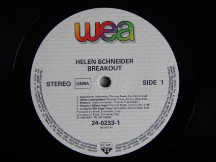 Helen Schneider With The Kick (2) ‎– Breakout

Label:
WEA ‎– 24-0233-1-Y
For. . фото 4