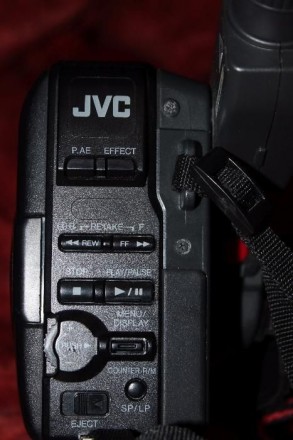VHS видеокамера JVC GR-AX201. Камера оригинальная, производство Япония. Полность. . фото 5