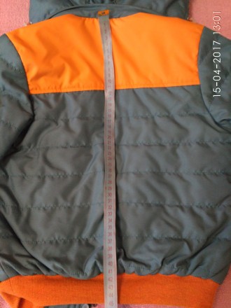 Куртка демисезонная Бемби. Серая с оранжевыми вставками(на рукаве маленькое пятн. . фото 6