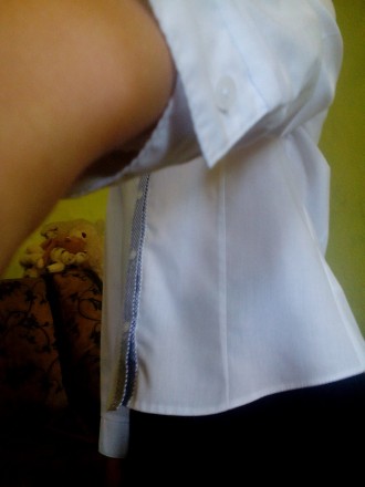 Блузка для девочки школьная рост 134 (Польша). . фото 8