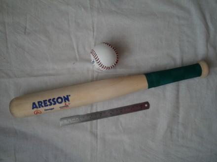 Професійна бейсбольна біта  Aresson, в хорошому стані. До набору входить деревян. . фото 2