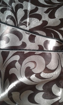 Продам очень красивые и приятные на ощупь отрезы двухсторонней атласной ткани шо. . фото 2