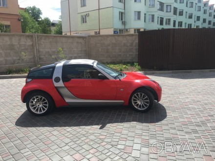 Smart Roadster Coupe Hardtop Cabrio by Mercedes, 2004 г., 116 тыс.км, ярко-красн. . фото 1