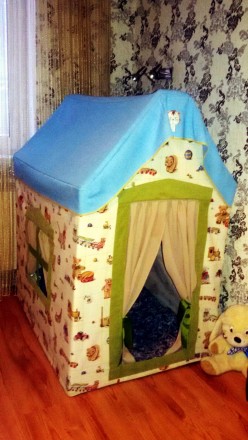 Детский домик из коттона и льна можно стирать,шторки на входе в домик и на окошк. . фото 2