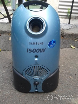 Продам пылесос Samsung VC-6015V в нерабочем состоянии ( сгоревший двигатель) нов. . фото 1