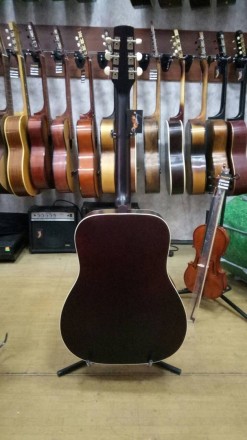 Новая акустическая гитара производства Львовской музыкальной фабрики. Звук у нее. . фото 7