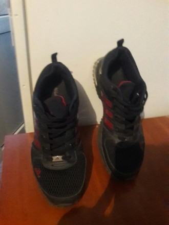 Новые кроссовки Adidas original идут как маломерки по стельке 27.5 на размер мен. . фото 4