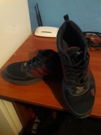 Новые кроссовки Adidas original идут как маломерки по стельке 27.5 на размер мен. . фото 3