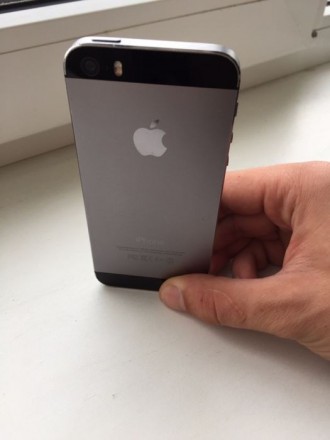 iPhone в хорошем состоянии, есть маленькие царапины на корпусе (на фото видно) ,. . фото 4