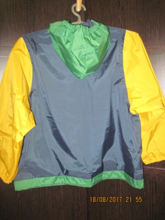 Яркая,красивая,очень качественная демисезонная курточка от немецкого производите. . фото 4