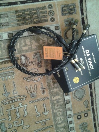 Продам межблочный балансный кабель Alphard DA VINCI HE 8 XL. 
Длина 1.0м 

См. . фото 3