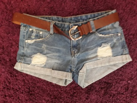 женские короткие джинсовые шорты,в отличном состоянии, размер м/л, с ремешком(ко. . фото 4