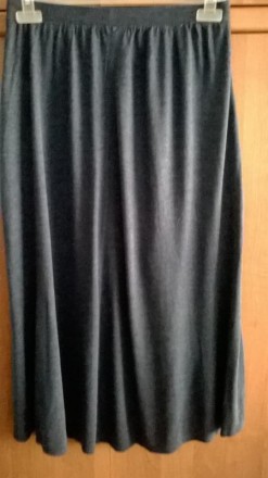Трикотажная юбка интересного фасона. ПОТ 38-40 см, длина спереди 36 см, сзади 82. . фото 3