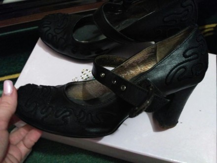 Продам кожаные красивые туфли размер 34, очень красиво смотрятся на ножке, хорош. . фото 3