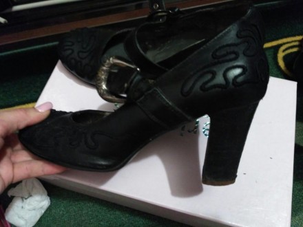 Продам кожаные красивые туфли размер 34, очень красиво смотрятся на ножке, хорош. . фото 4