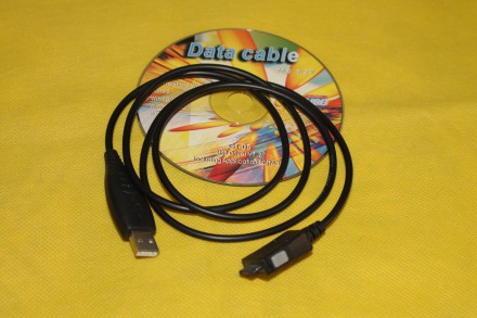 Data кабель для мобильного телефона Samsung X700. Полный комплект: кабель, диск . . фото 2