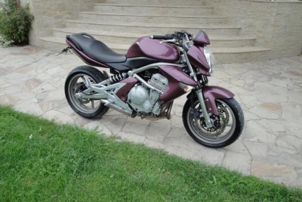 Продам Kawasaki ER6N мотоцикл в идеальном состоянии привез его 1 месяц назад из . . фото 3