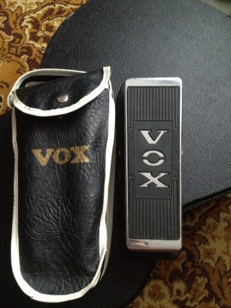 Напольная гитарная педаль VOX WAH V847-A описание:

Существует только один спо. . фото 2