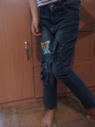 джинсы стрейч на девочку 6-8 лет, состояние хорошее без дефектов.. . фото 4