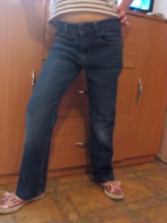 джинсы на девочку 8-9 лет, состояние хорошее без дефектов!. . фото 2