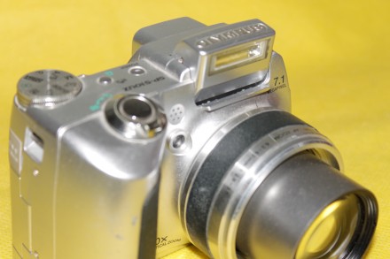 Olympus SP-510UZ - отличный компактный фотоаппарат. В отличном состоянии. Полная. . фото 5