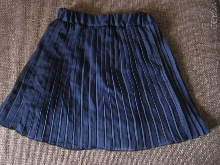 Женская юбка размера xs в хорошем состоянии.. . фото 2