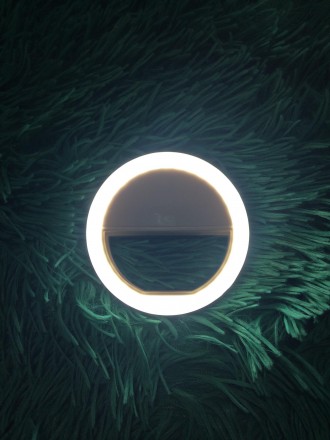 Кольцо для селфи Selfie Ring Light – это универсальный мобильный гаджет, имитиру. . фото 6