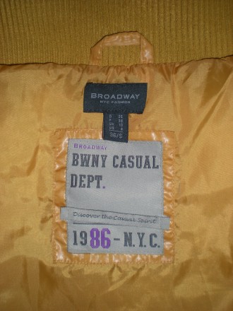 Курточка Broadway , состояние идеальное. 

замеры: 

длина от плеча-59см, 
. . фото 2