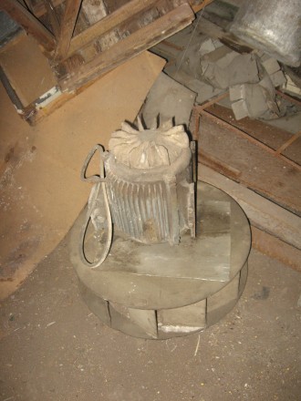 Вентиляционная установка улитка с подставкой и кожухом, диаметр 550 мм, двигател. . фото 2