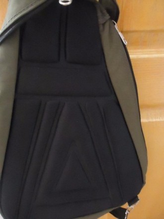 школьный рюкзак с ортопедической спинкой. . фото 3