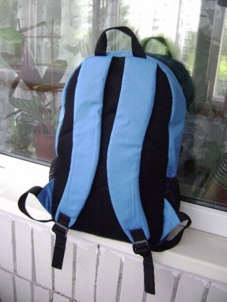 Продам очень классный рюкзак, мало ношеный, фирма Стафф, водонепроницаемый, в се. . фото 6