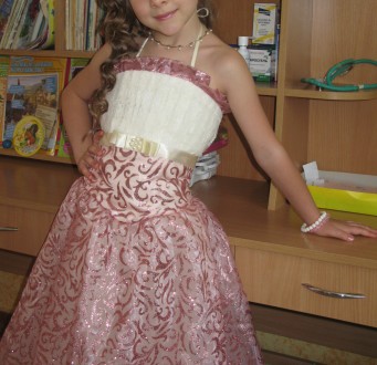 Нарядное платье для девочек от 5 до 10 лет. Подойдет на выпускной, утренник или . . фото 4
