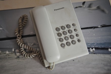 Цифровой телефон стационарный Panasonic. . фото 2