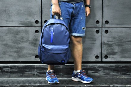 Мужской рюкзак Nike
Размер: 43х31х17
Материал:полиэстер
Отличная модель,имеет. . фото 4