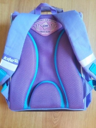 Продам школьный рюкзак фирмы Kate,форма-короб. . фото 4
