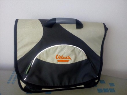 Новенький шкільний рюкзак фірми Ushuaia, привезений з Бельгії. Виробництво Франц. . фото 2