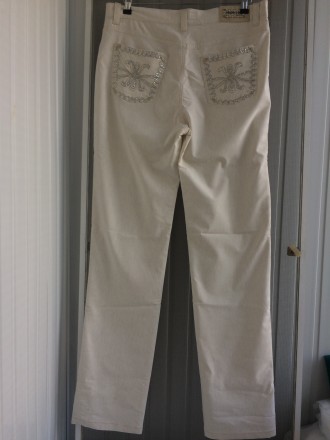 Новые джинсы-брюки, ткань тянется, расцветка под лён- молочного цвета. Посадка в. . фото 3