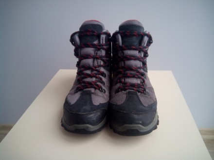 Жіночі трекінгові черевики фірми "Trevolution" waterproof. Країна виробник В"єтн. . фото 3