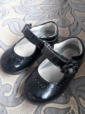 Чорні лакові туфельки 13.5 см по устілці. Трохи потерті носики, на фото видно.. . фото 2