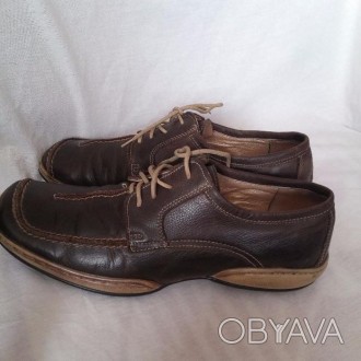 Шкіряні туфлі коричневого кольору на шнурках, розмір 39, по стельці 25,5 мс. Осі. . фото 1