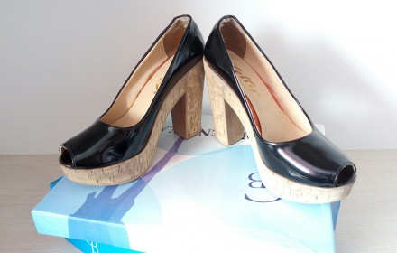 Шикарные черные лаковые туфли с открытым носиком. Люкс качество, очень легкие и . . фото 6