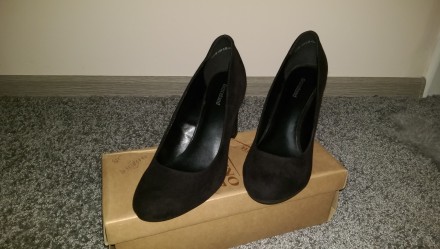 Продам туфли женские, замшевые ( экологическая кожа ). Сделано в Польше. Куплены. . фото 3